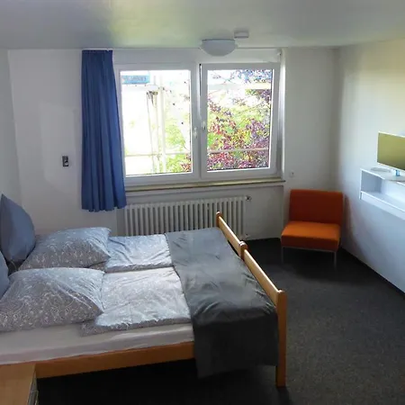 Doppelzimmer mit Albblick-3